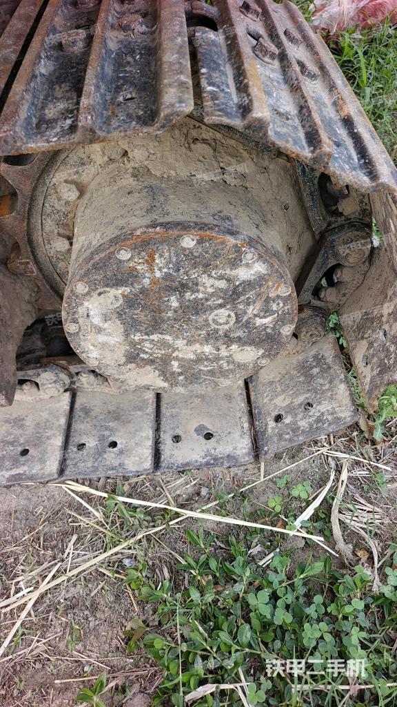 左側(cè)行走馬達(dá)蓋板（行走機(jī)構(gòu)）