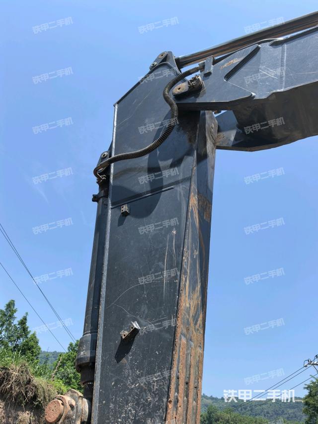 大臂整体 右侧（工作和回转装置）