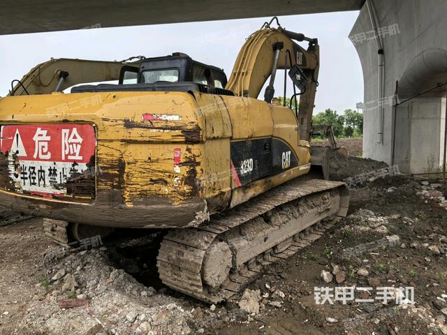 整機(jī)右后45°(整機(jī)外觀) 整機(jī)右后45°(整機(jī)外觀)