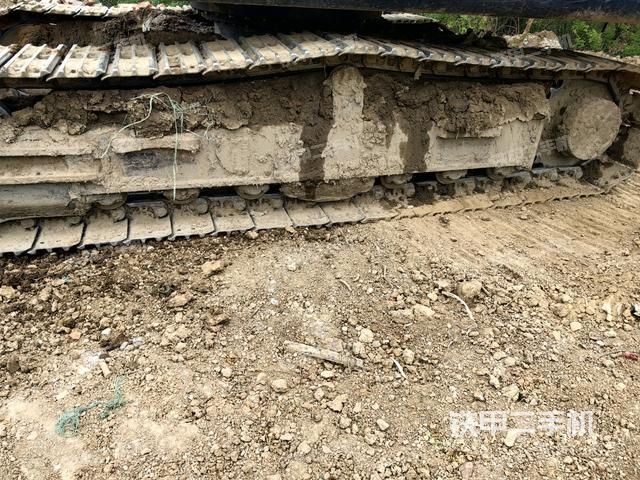 左侧履带整体 (行走机构) 左侧履带整体 (行走机构)