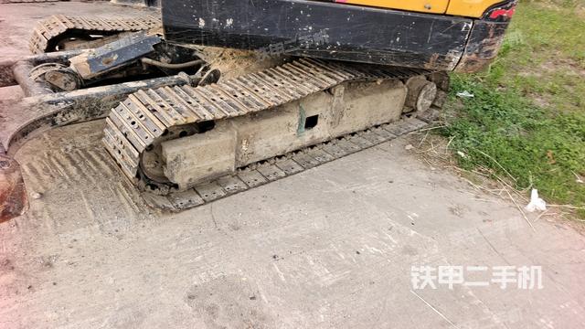 左側(cè)履帶整體?（行走機(jī)構(gòu)）