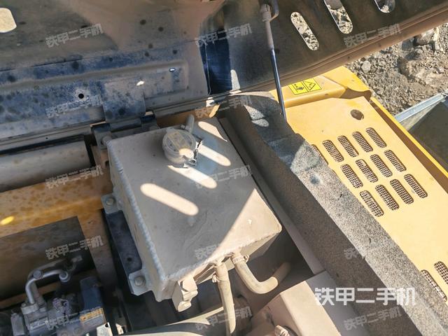 水箱+風(fēng)扇特寫(上車部件) 水箱+風(fēng)扇特寫(上車部件)