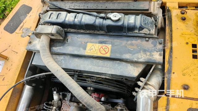 水箱+风扇特写(上车部件) 水箱+风扇特写(上车部件)