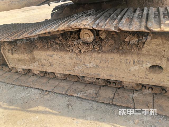 右側(cè)行走馬達(dá)蓋板(行走機(jī)構(gòu)) 右側(cè)行走馬達(dá)蓋板(行走機(jī)構(gòu))
