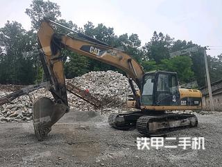 卡特彼勒320D液壓挖掘機(jī)實(shí)拍圖片