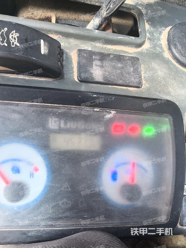 显示屏 （驾驶室部分）