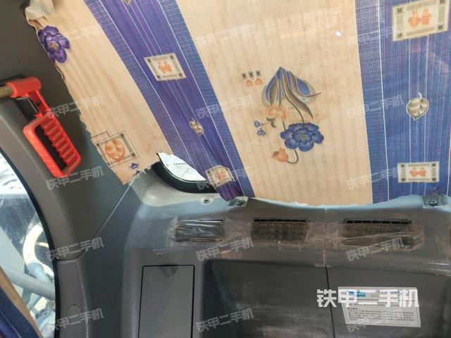 驾驶室左前45度（驾驶室部分）