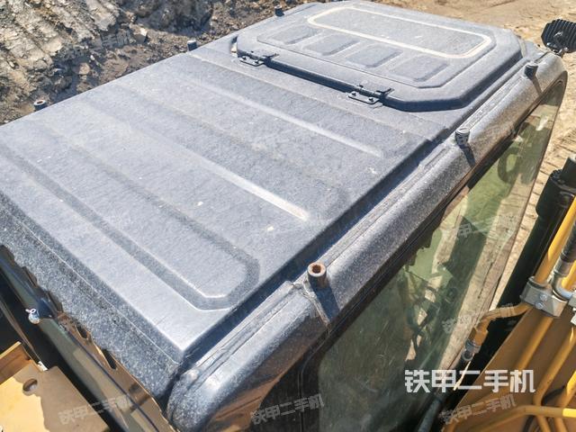 駕駛室頂部俯視(上車部件) 駕駛室頂部俯視(上車部件)