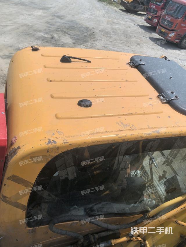駕駛室頂部俯視(上車部件) 駕駛室頂部俯視(上車部件)