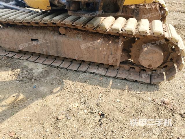 左侧履带整体 （行走机构）