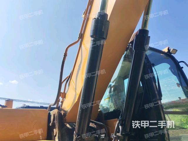 大臂油缸整體?豎拍(工作和回轉(zhuǎn)裝置) 大臂油缸整體?豎拍(工作和回轉(zhuǎn)裝置)