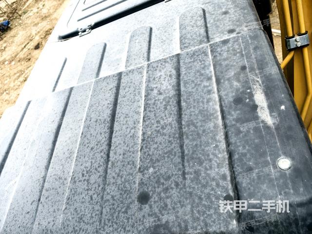 驾驶室顶部俯视(上车部件) 驾驶室顶部俯视(上车部件)