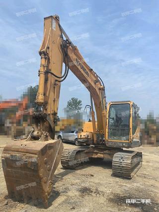 现代R150LC-9挖掘机实拍图片
