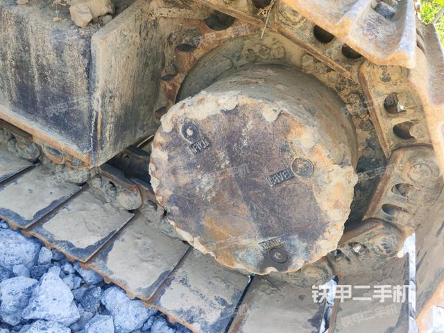 右驅(qū)動輪(行走機構(gòu)) 右驅(qū)動輪(行走機構(gòu))