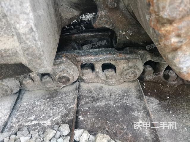 右側(cè)行走馬達(dá)蓋板(行走機(jī)構(gòu)) 右側(cè)行走馬達(dá)蓋板(行走機(jī)構(gòu))