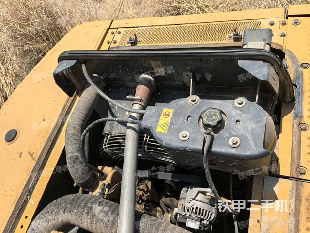 驾驶室顶部俯视（上车部件）