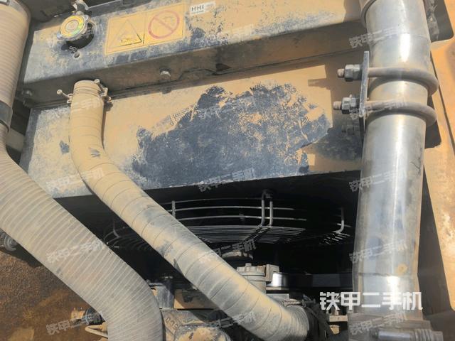 水箱+風(fēng)扇特寫(上車部件) 水箱+風(fēng)扇特寫(上車部件)