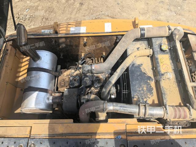 發(fā)動(dòng)機(jī)室(上車部件) 發(fā)動(dòng)機(jī)室(上車部件)
