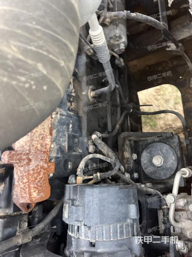 气门室盖螺丝特写（上车部件）