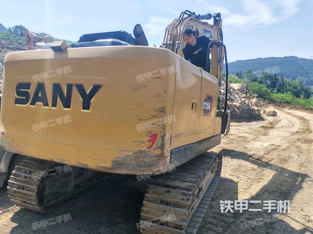 右后45(整機(jī)外觀) 右后45(整機(jī)外觀)