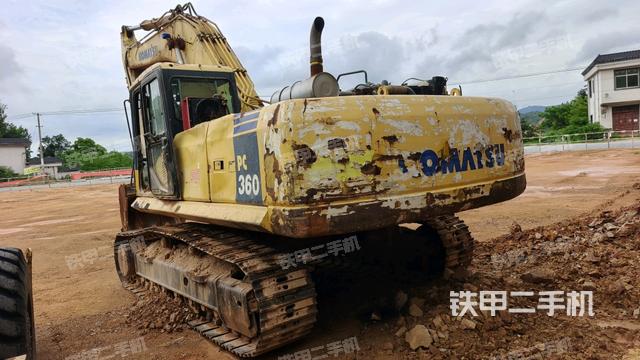 右后45(整機(jī)外觀) 右后45(整機(jī)外觀)