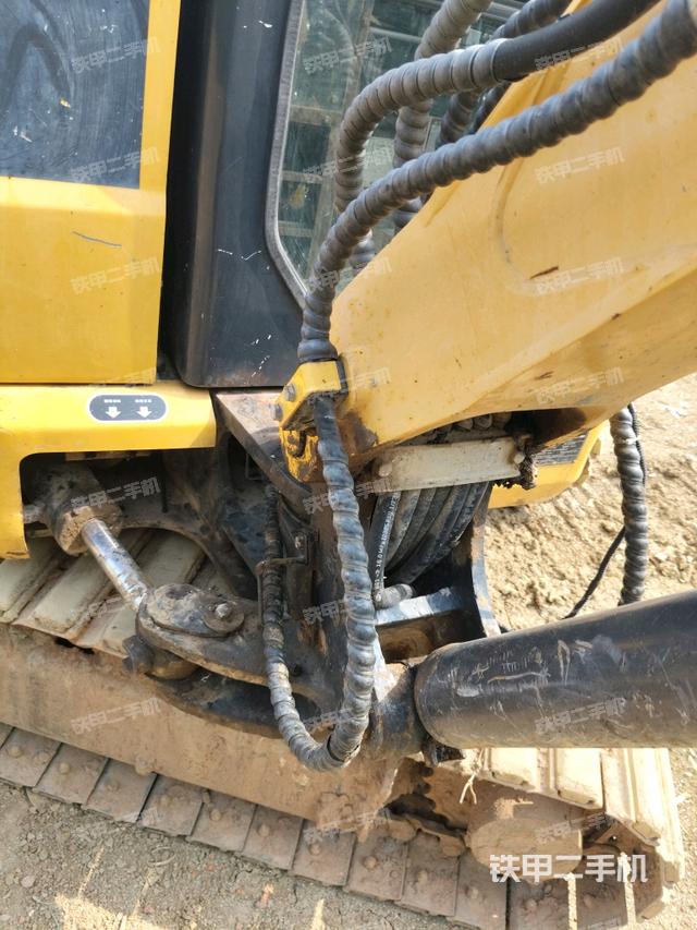 大臂根部 斜（工作和回转装置）