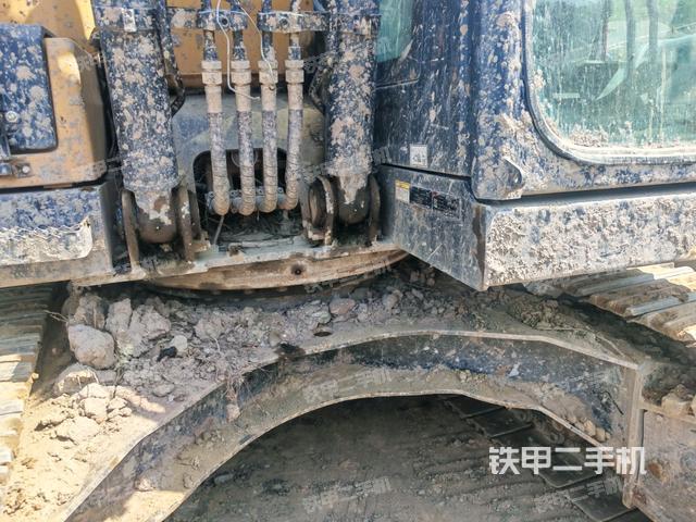 鏟斗45度(工作和回轉(zhuǎn)裝置) 鏟斗45度(工作和回轉(zhuǎn)裝置)