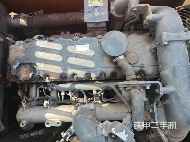 氣門室蓋螺絲特寫（上車部件）