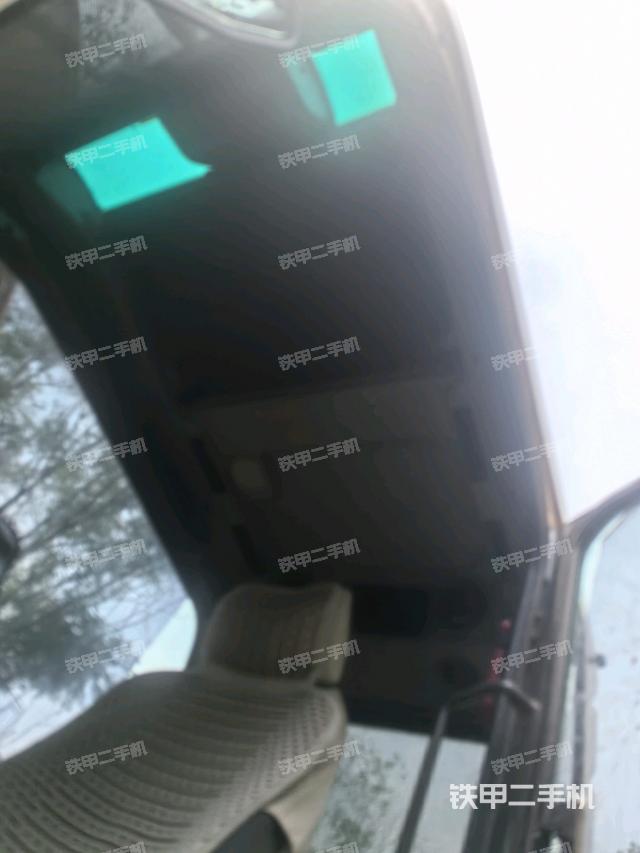 頂棚整體(駕駛室部分) 頂棚整體(駕駛室部分)