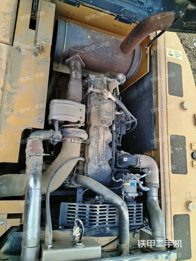 發(fā)動機(jī)室(上車部件) 發(fā)動機(jī)室(上車部件)