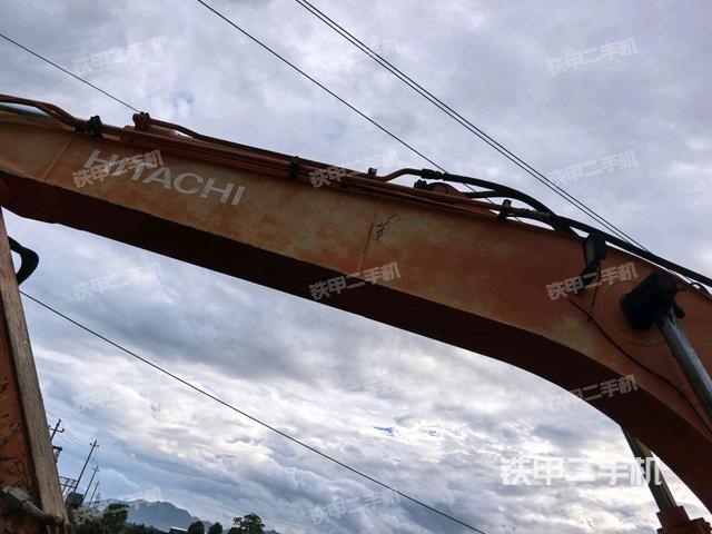 大臂整體?右側(cè)(工作和回轉(zhuǎn)裝置) 大臂整體?右側(cè)(工作和回轉(zhuǎn)裝置)