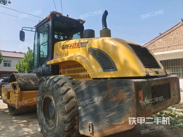 左后45°（壓路機(jī)整機(jī)外觀）