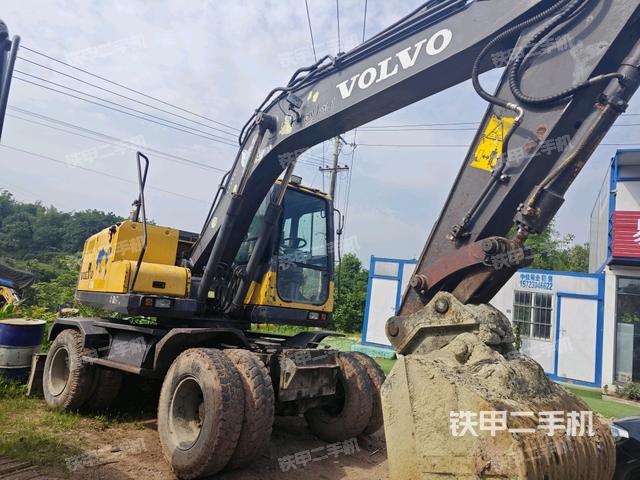 右前45(整机外观) 右前45(整机外观)