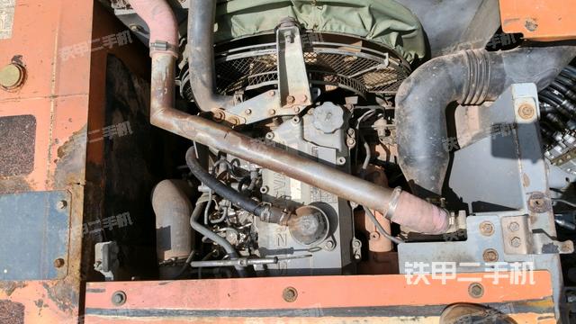 發(fā)動(dòng)機(jī)整體俯視(整機(jī)外觀) 發(fā)動(dòng)機(jī)整體俯視(整機(jī)外觀)