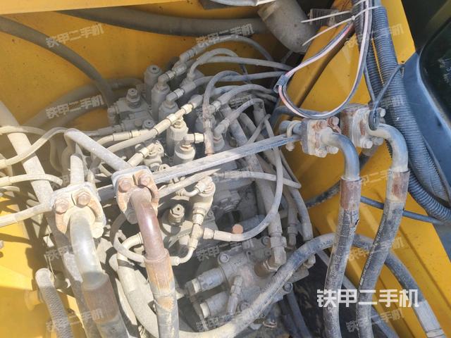 分配阀(上车部件) 分配阀(上车部件)