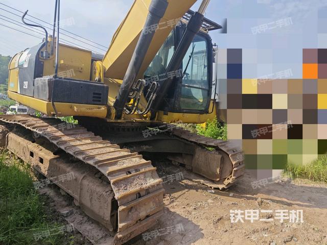 右前45(整機(jī)外觀) 右前45(整機(jī)外觀)
