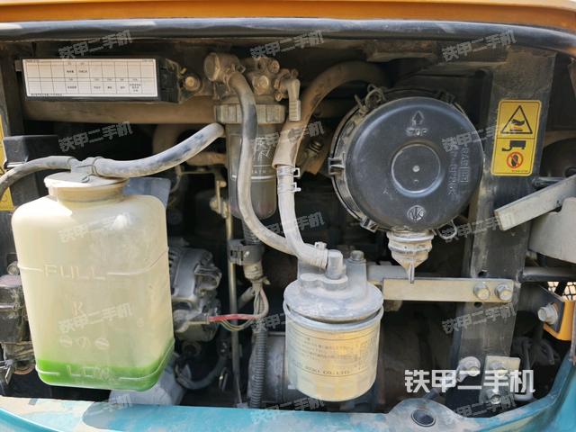 发动机整体俯视（整机外观）