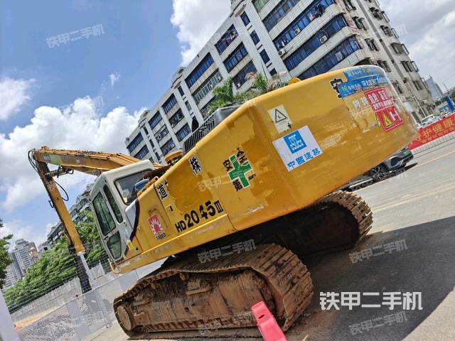 左后45(整機外觀) 左后45(整機外觀)
