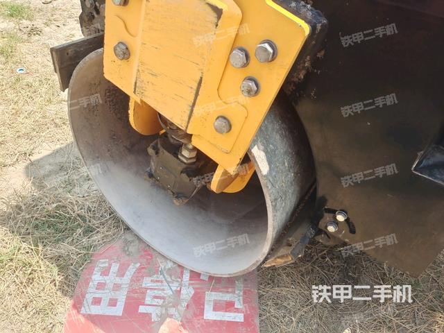 前車架正左側(cè)(壓路機前后車架) 前車架正左側(cè)(壓路機前后車架)