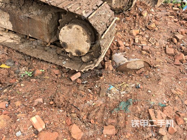 右驅(qū)動(dòng)輪(行走機(jī)構(gòu)) 右驅(qū)動(dòng)輪(行走機(jī)構(gòu))