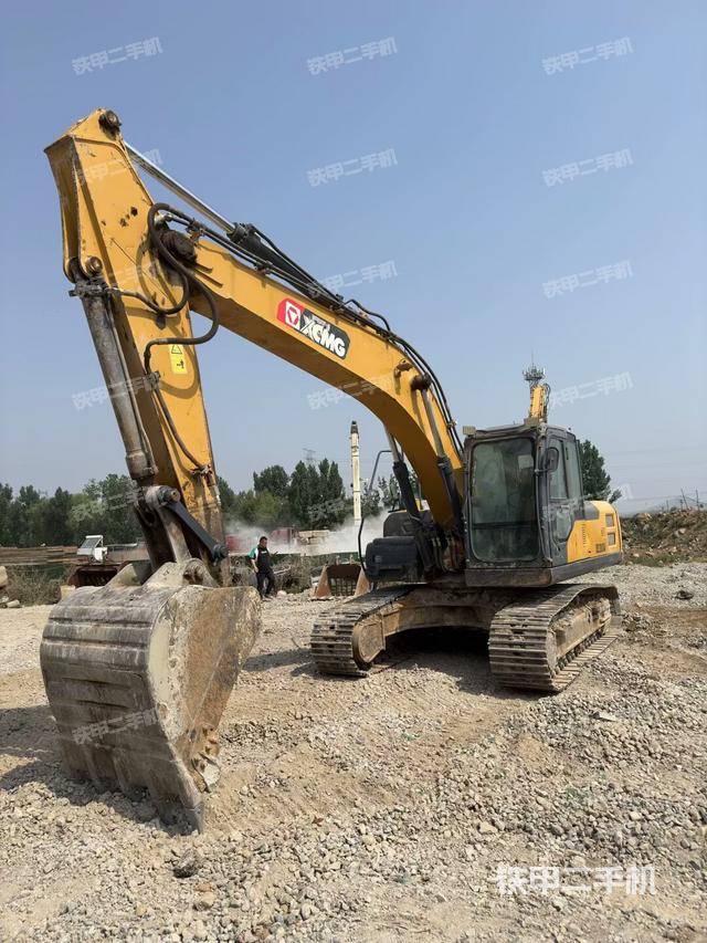 徐工XE200DA挖掘機