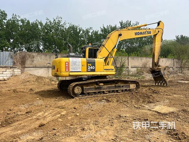 整機右后45°(整機外觀) 整機右后45°(整機外觀)