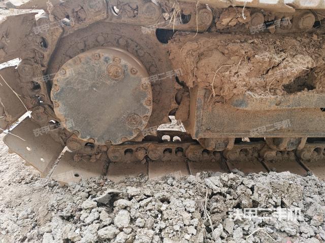 右驱动轮(行走机构) 右驱动轮(行走机构)