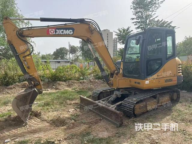 徐工XE60DA挖掘機(jī)