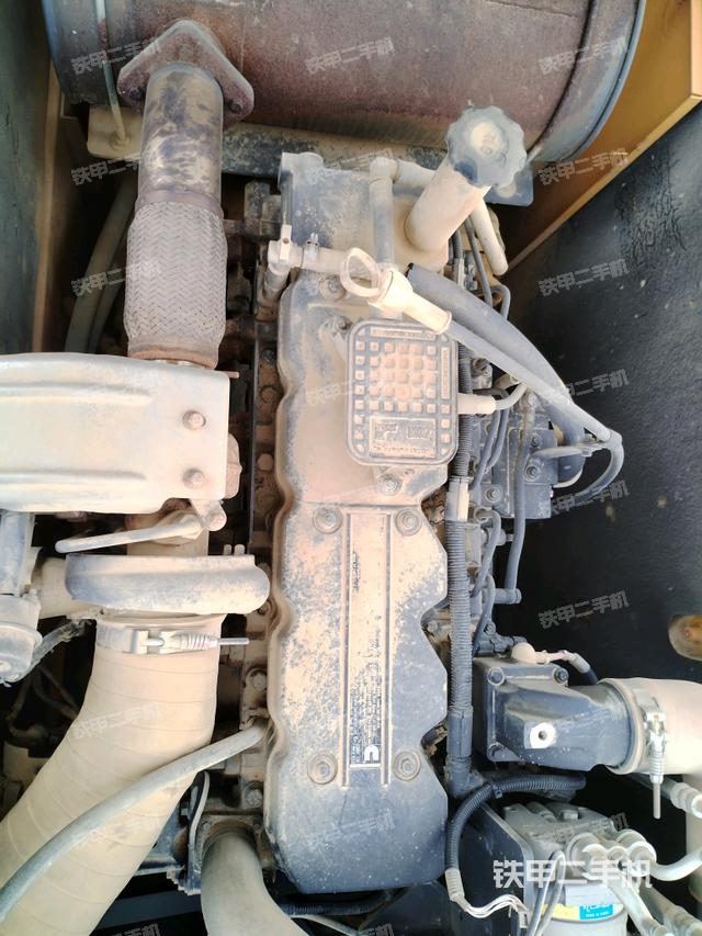 氣門室蓋螺絲特寫(上車部件) 氣門室蓋螺絲特寫(上車部件)