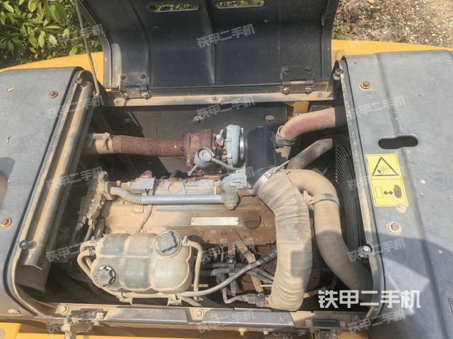 發(fā)動機(jī)室(上車部件) 發(fā)動機(jī)室(上車部件)