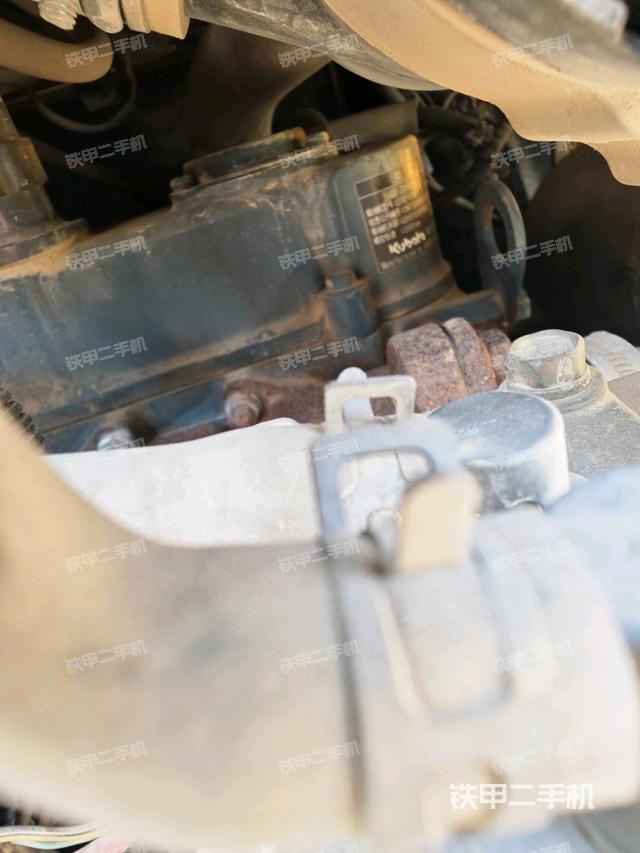 驾驶室整体（整机外观）