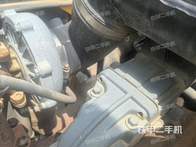 氣門室蓋螺絲特寫(上車部件) 氣門室蓋螺絲特寫(上車部件)