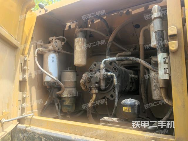 液壓泵室(大件艙室) 液壓泵室(大件艙室)