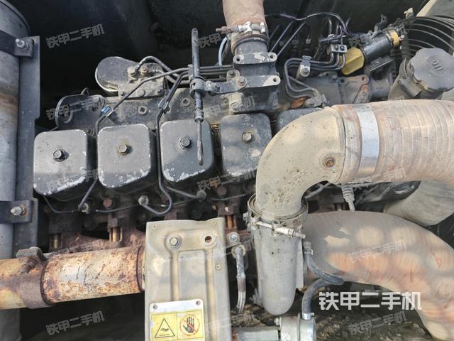 增压器特写(上车部件) 增压器特写(上车部件)